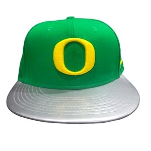 Nike True Oregon Ducks Snapback Hat One Size Fits Most